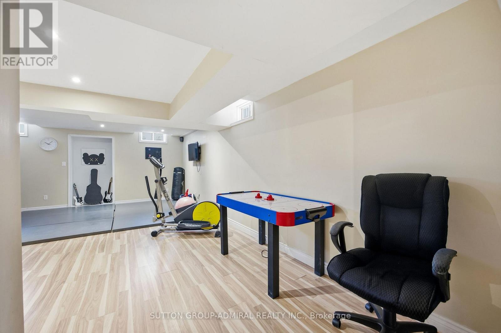 2415 Valley Heights Crescent, Oakville, Ontario  L6H 6X2 - Photo 31 - W12763934