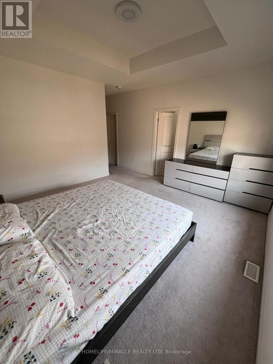 85 Cobriza Crescent, Brampton, Ontario  L7A 5A6 - Photo 18 - W12763972