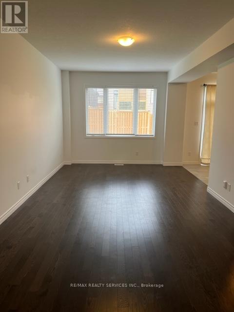 920 Tartan Court, Kitchener, Ontario  N2R 0N2 - Photo 12 - X12763888