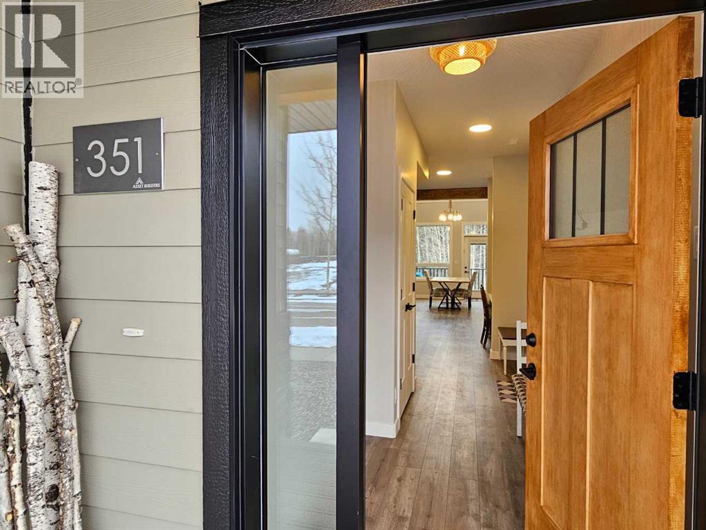 351 Elizabeth Avenue, Nordegg, Alberta  T0M 2H0 - Photo 2 - A2284009