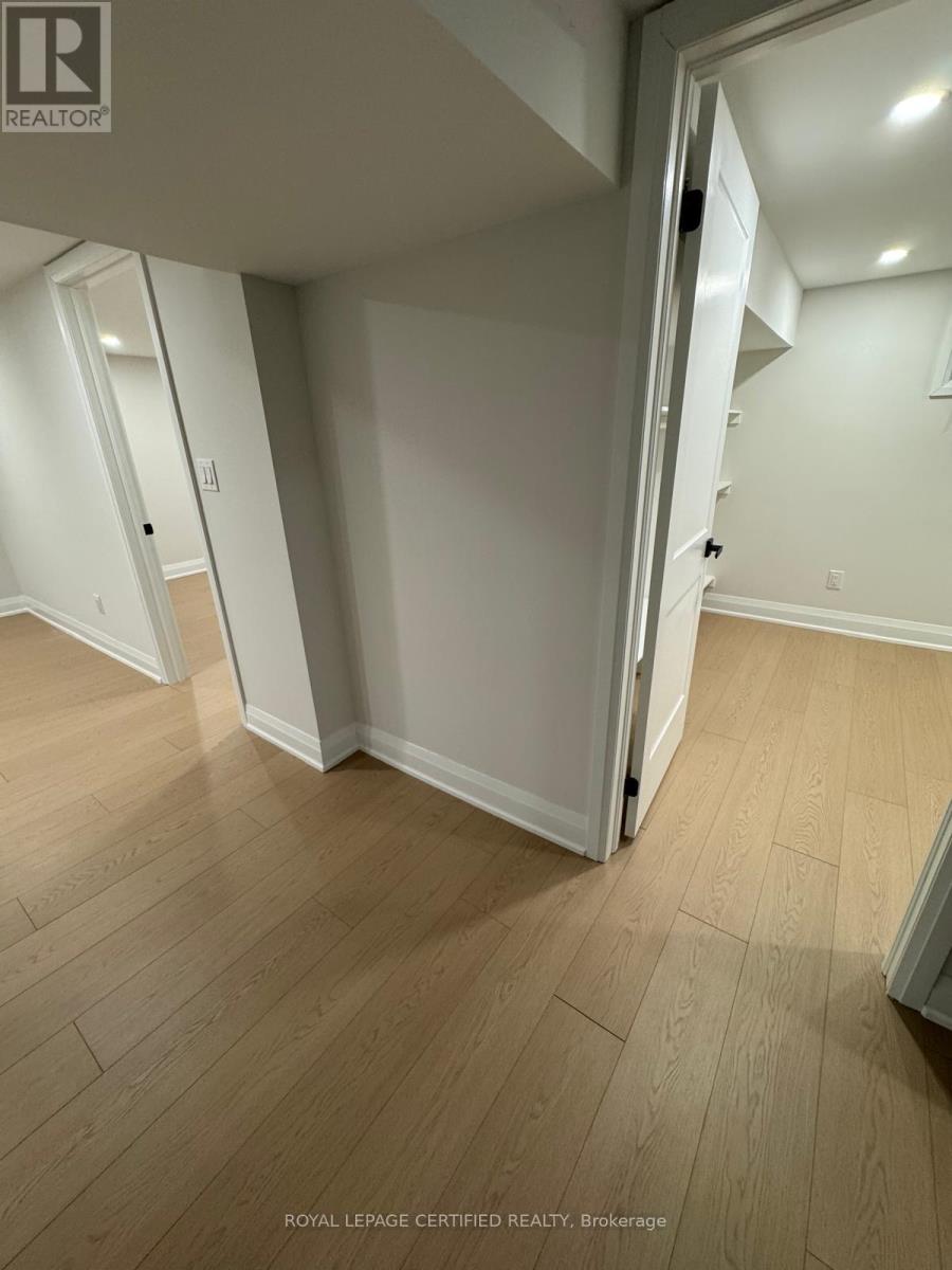 Basement - 209 Consulate Road, Mississauga, Ontario  L5B 3E6 - Photo 4 - W12760420