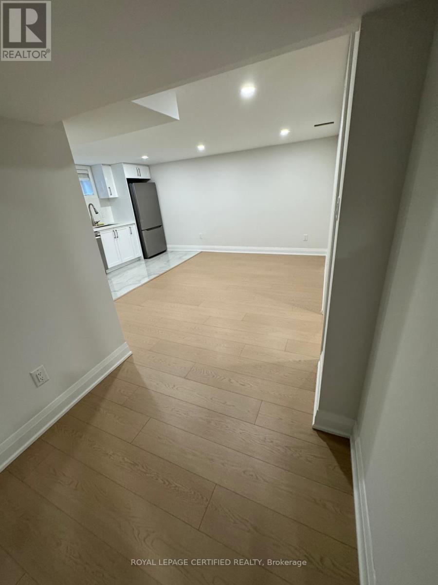 Basement - 209 Consulate Road, Mississauga, Ontario  L5B 3E6 - Photo 10 - W12760420