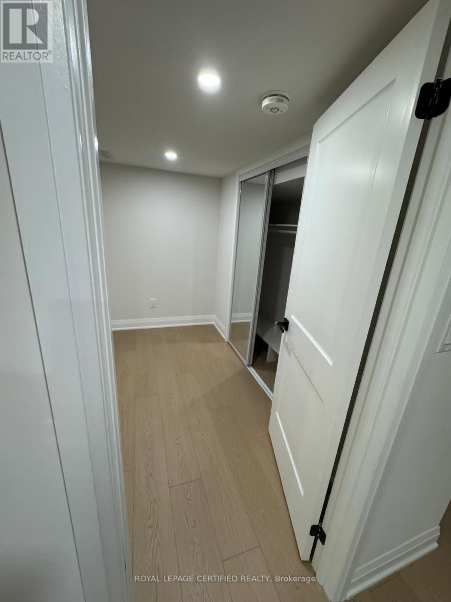 Basement - 209 Consulate Road, Mississauga, Ontario  L5B 3E6 - Photo 5 - W12760420