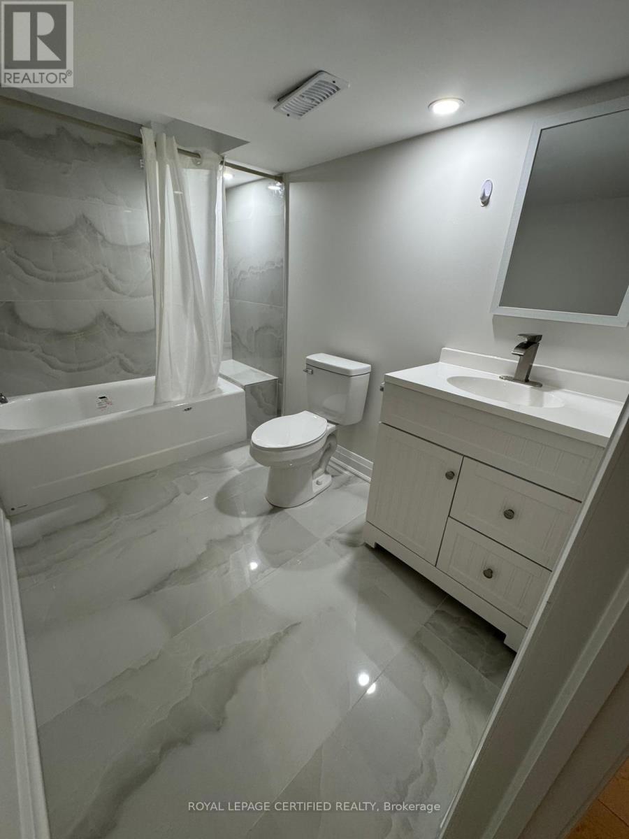 Basement - 209 Consulate Road, Mississauga, Ontario  L5B 3E6 - Photo 9 - W12760420