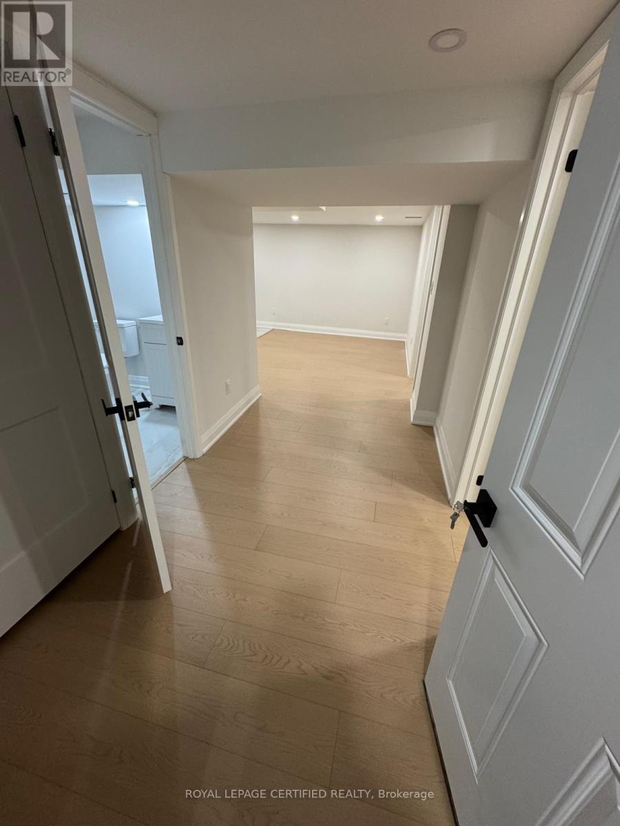 Basement - 209 Consulate Road, Mississauga, Ontario  L5B 3E6 - Photo 7 - W12760420