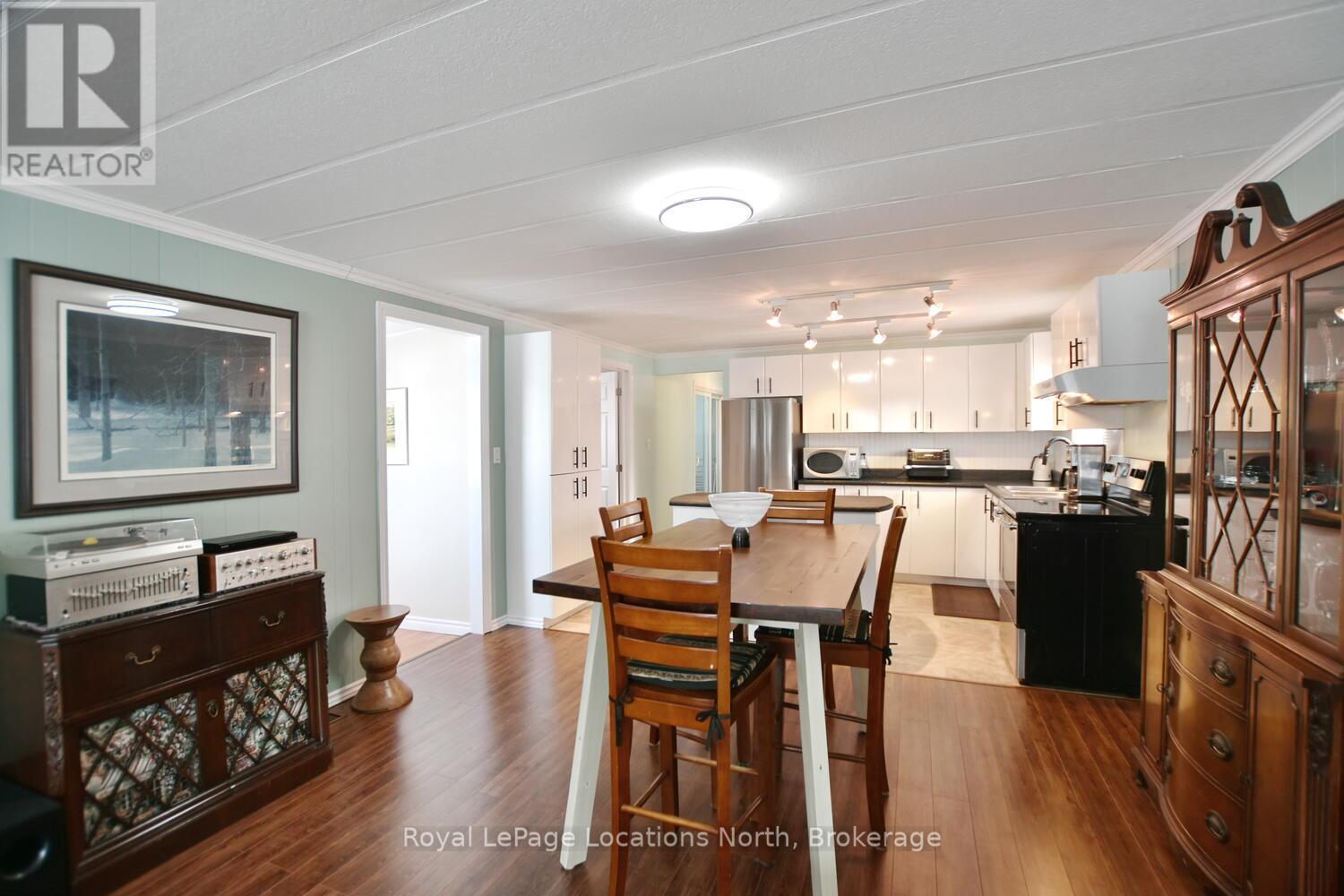 80 Georgian  Glen Drive, Wasaga Beach, Ontario  L9Z 1K8 - Photo 10 - S12763998