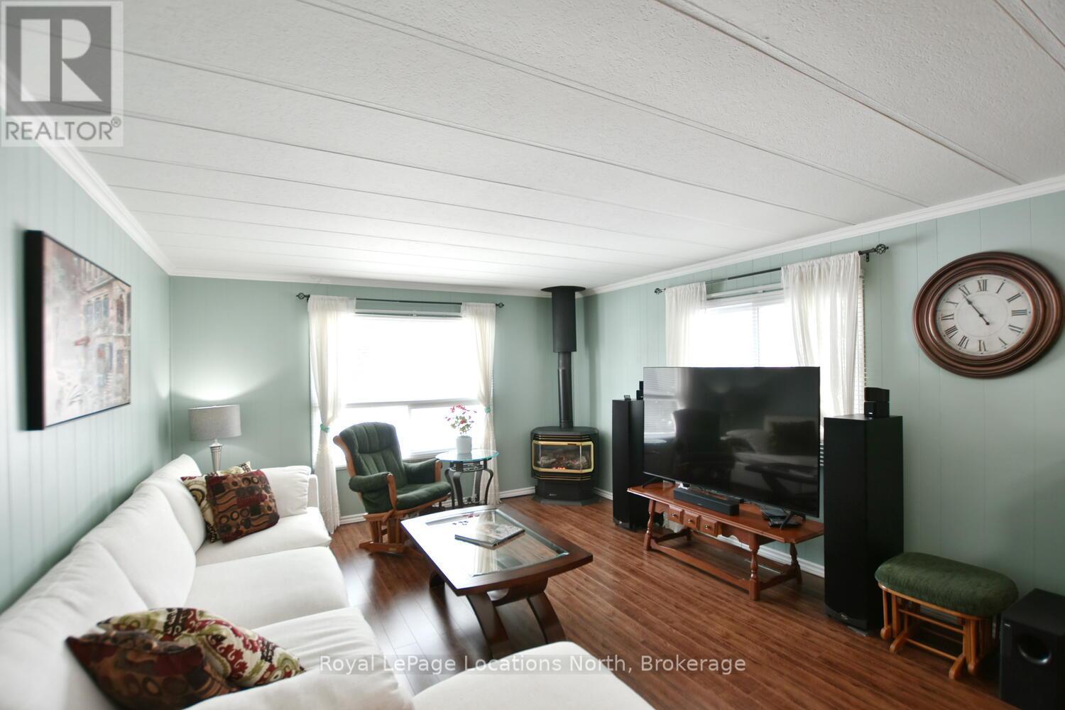 80 Georgian  Glen Drive, Wasaga Beach, Ontario  L9Z 1K8 - Photo 11 - S12763998