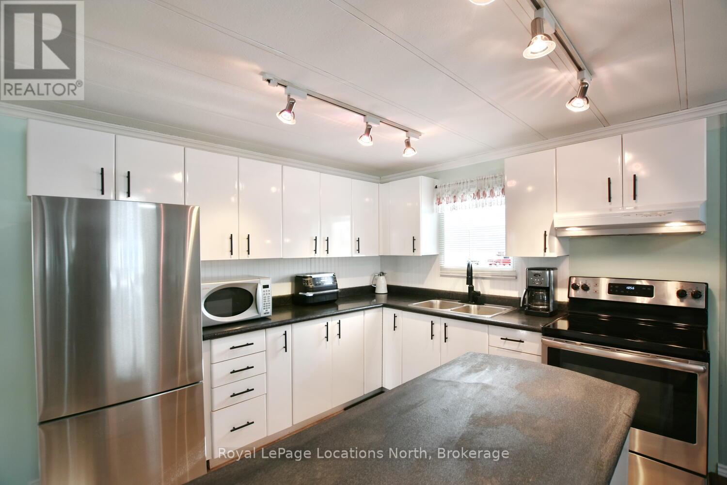 80 Georgian  Glen Drive, Wasaga Beach, Ontario  L9Z 1K8 - Photo 19 - S12763998