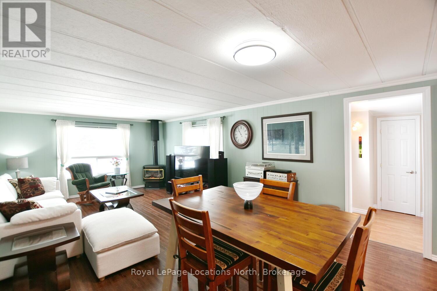 80 Georgian  Glen Drive, Wasaga Beach, Ontario  L9Z 1K8 - Photo 7 - S12763998