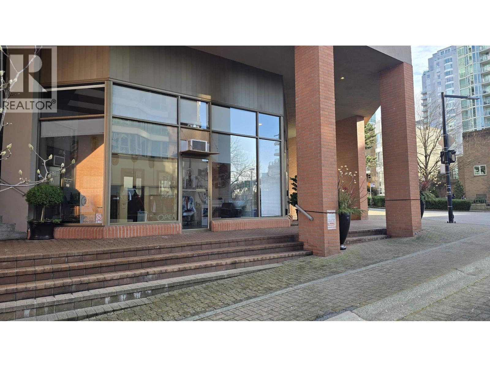 103 1625 Hornby Street, Vancouver, British Columbia  V6Z 2M2 - Photo 11 - C8075750