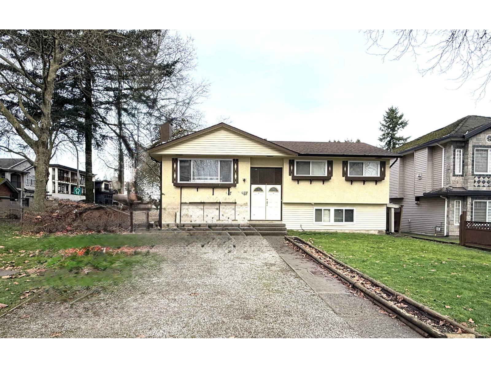 12959 Carluke Crescent, Surrey, British Columbia  V3V 6R5 - Photo 1 - R3086925