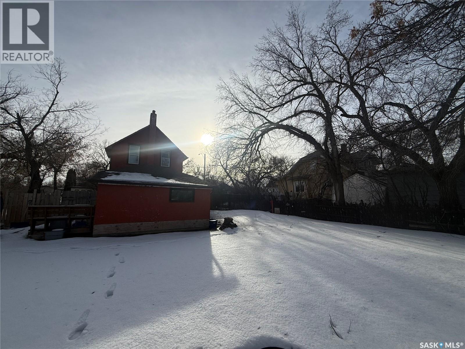 308 5th Avenue W, Assiniboia, Saskatchewan  S0H 0B0 - Photo 17 - SK028026