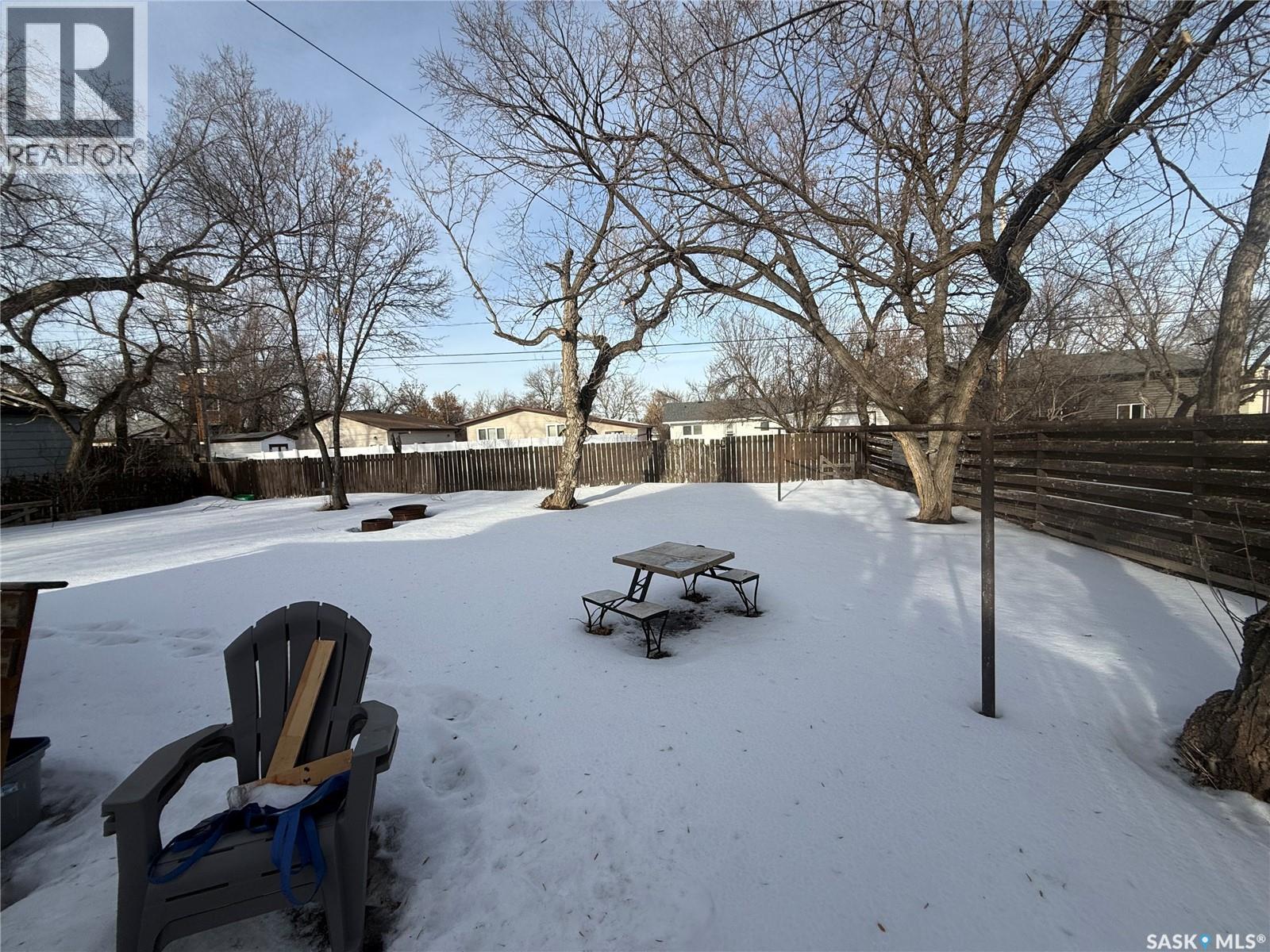 308 5th Avenue W, Assiniboia, Saskatchewan  S0H 0B0 - Photo 18 - SK028026