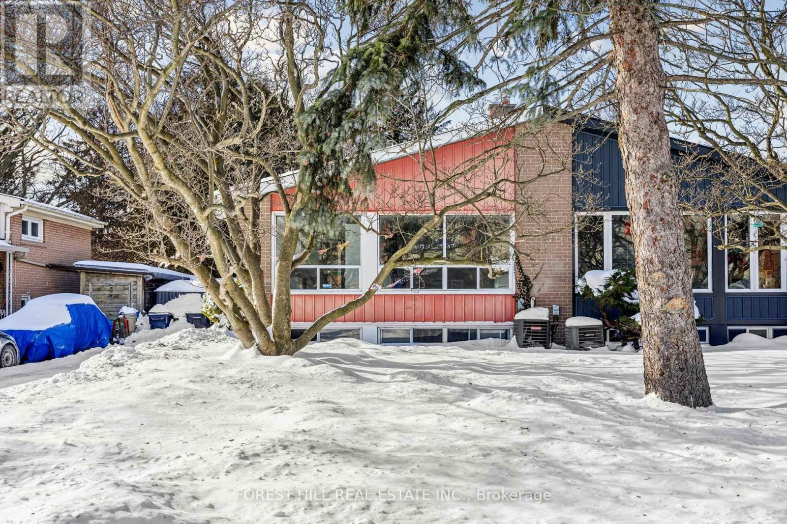 26 FENSIDE DRIVE, Toronto, Ontario