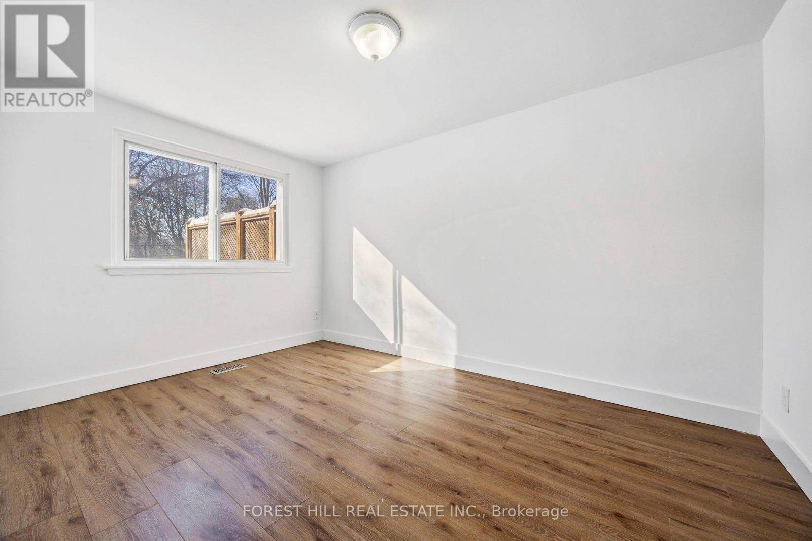 26 Fenside Drive, Toronto, Ontario  M3A 2V3 - Photo 18 - C12753284