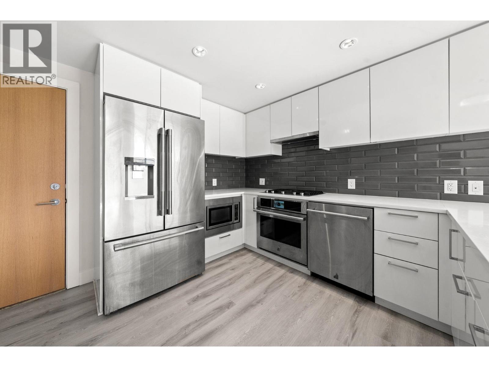 609 3451 Sawmill Crescent, Vancouver, British Columbia  V5S 0H3 - Photo 11 - R3087161