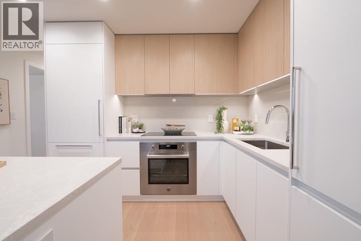 205 585 Kemsley Avenue, Coquitlam, British Columbia  V3J 3Z1 - Photo 5 - R3087162