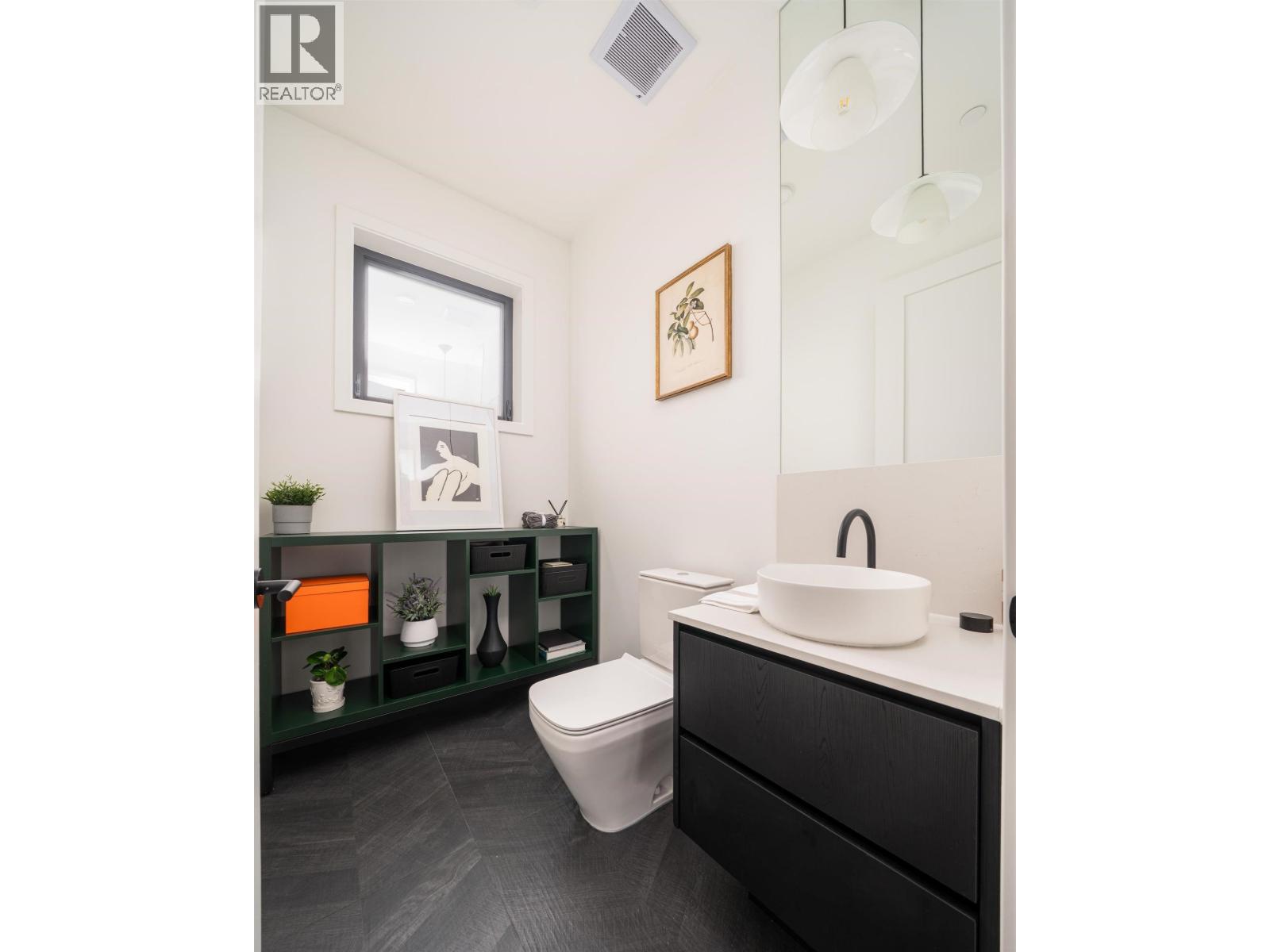 836 W 64th Avenue, Vancouver, British Columbia  V6B 2L4 - Photo 3 - R3087177