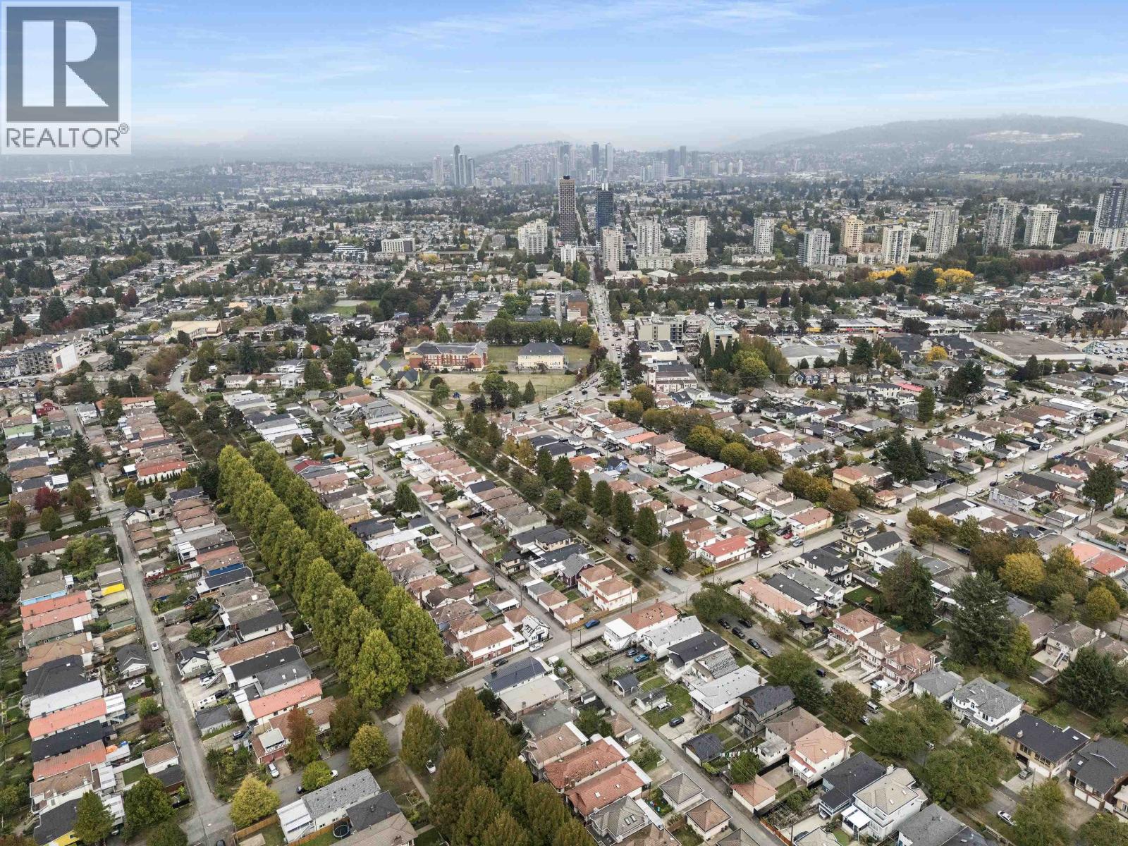 5828 Kerr Street, Vancouver, British Columbia  V5R 4C1 - Photo 39 - R3087191