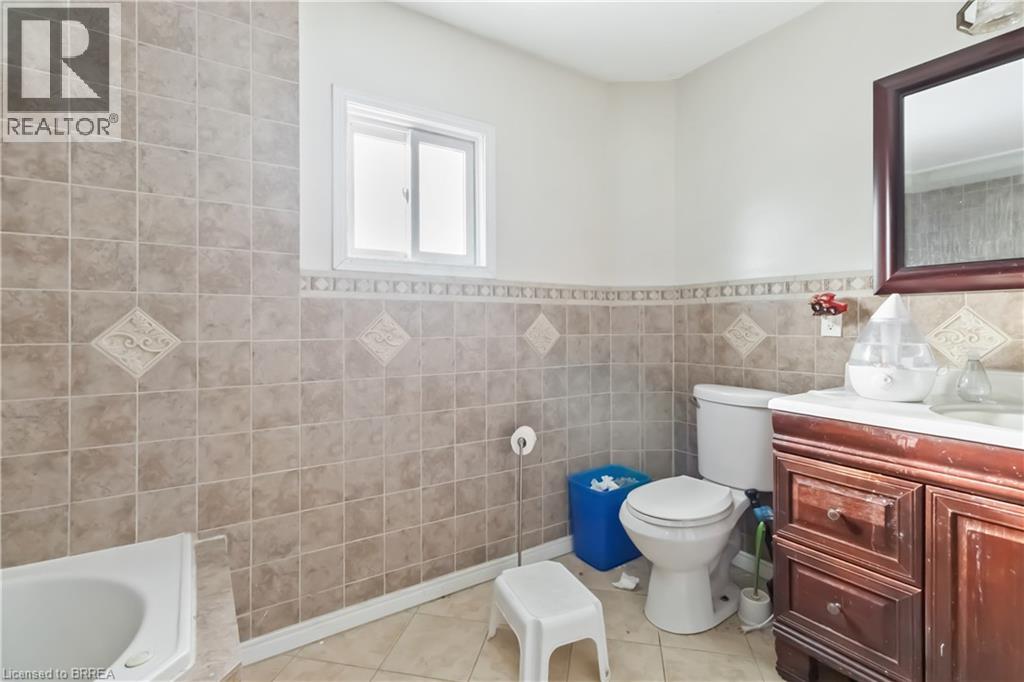 45 Brighton Avenue, Brantford, Ontario  N3S 1V8 - Photo 17 - 40801013