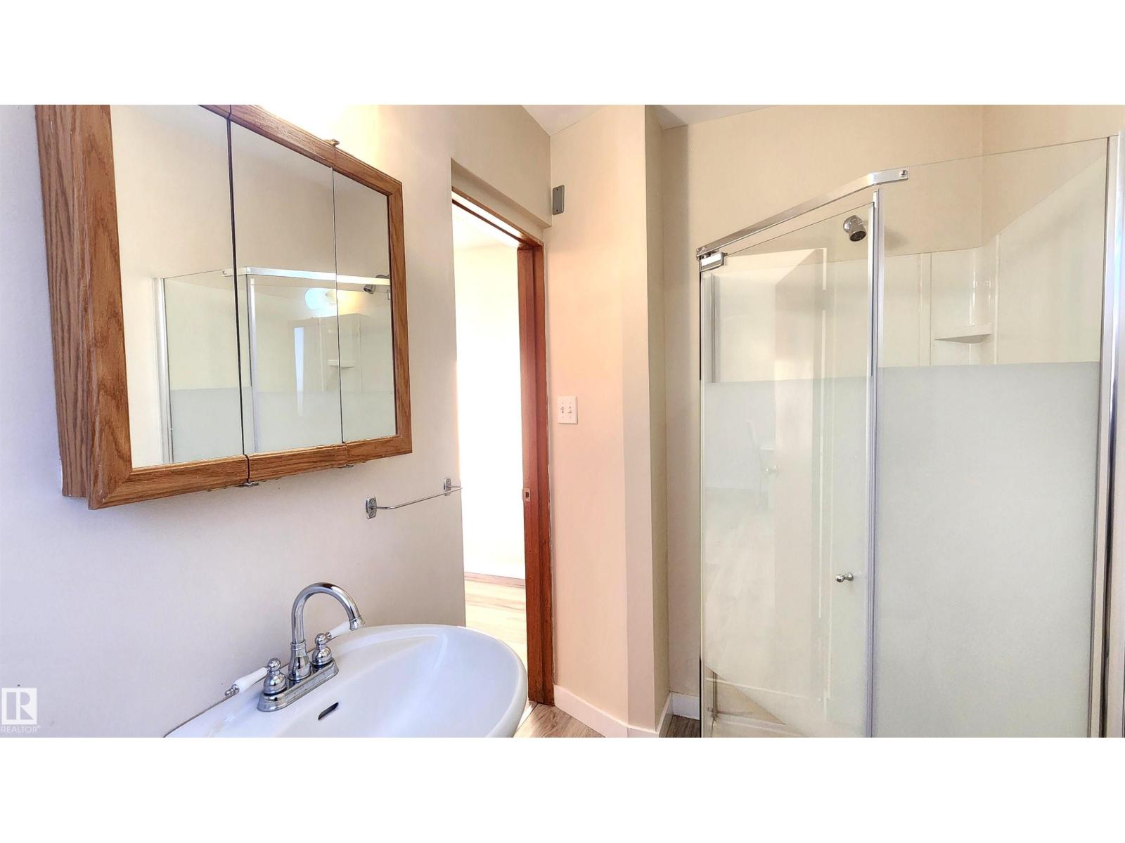 4709 106 St Nw, Edmonton, Alberta  T5J 2S7 - Photo 24 - E4472285