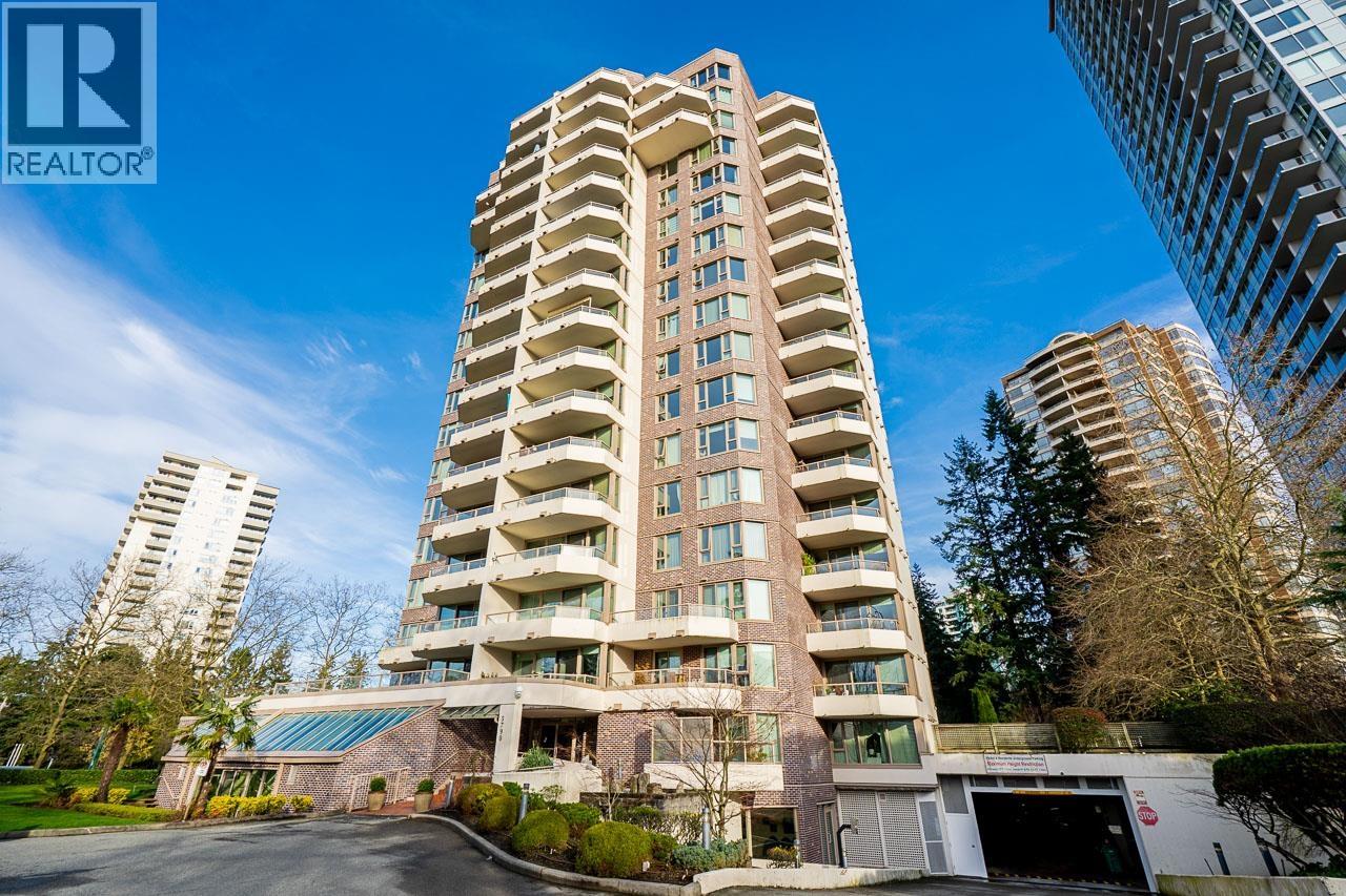 801 5790 Patterson Avenue, Burnaby, British Columbia  V5H 4H6 - Photo 1 - R3087088