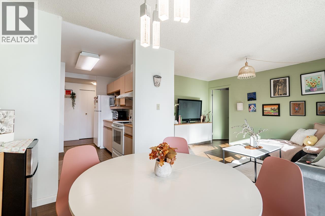 801 5790 Patterson Avenue, Burnaby, British Columbia  V5H 4H6 - Photo 10 - R3087088