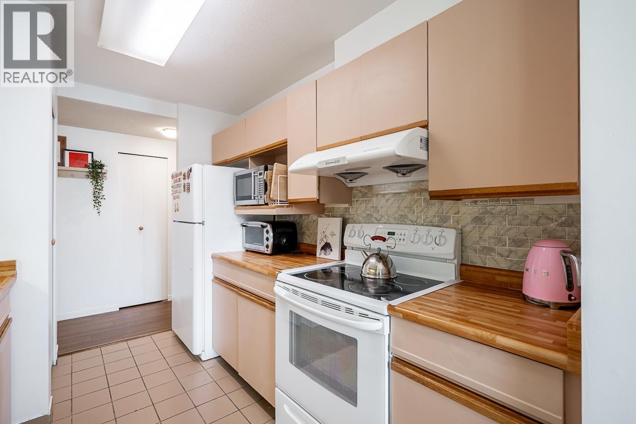 801 5790 Patterson Avenue, Burnaby, British Columbia  V5H 4H6 - Photo 12 - R3087088