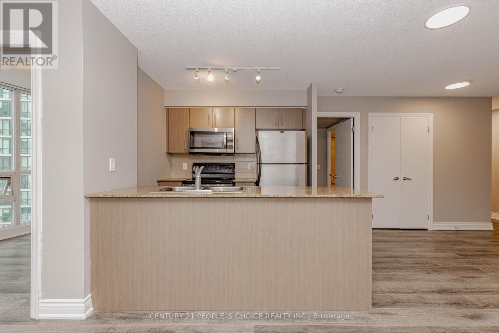 1608 - 12 Yonge Street, Toronto, Ontario  M5E 1Z9 - Photo 15 - C12764030