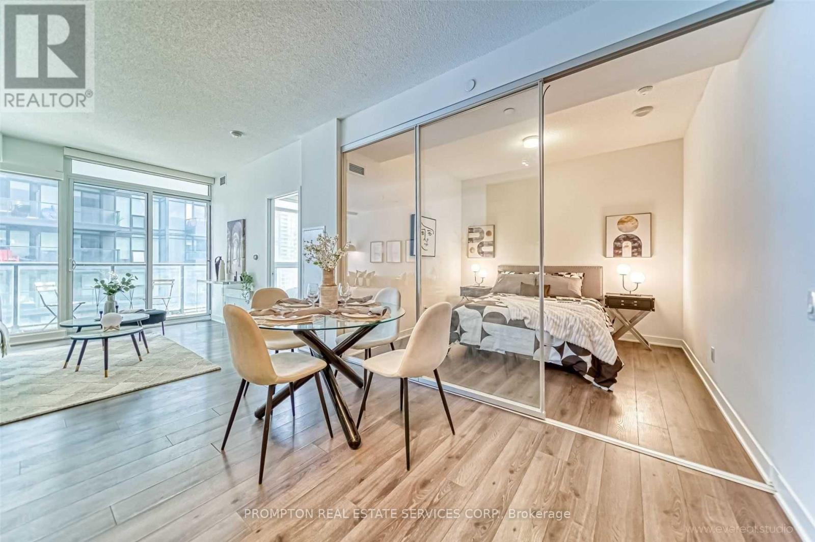 307 - 90 Queens Wharf Road, Toronto, Ontario  M5V 0J4 - Photo 14 - C12764058