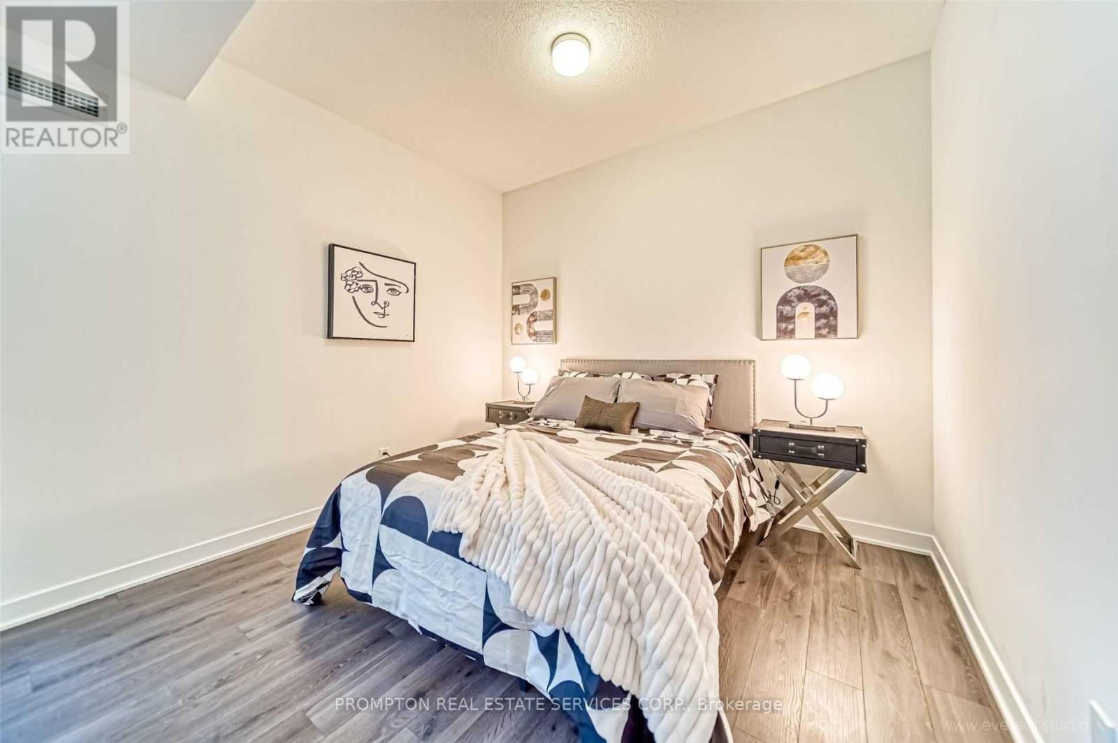 307 - 90 Queens Wharf Road, Toronto, Ontario  M5V 0J4 - Photo 15 - C12764058