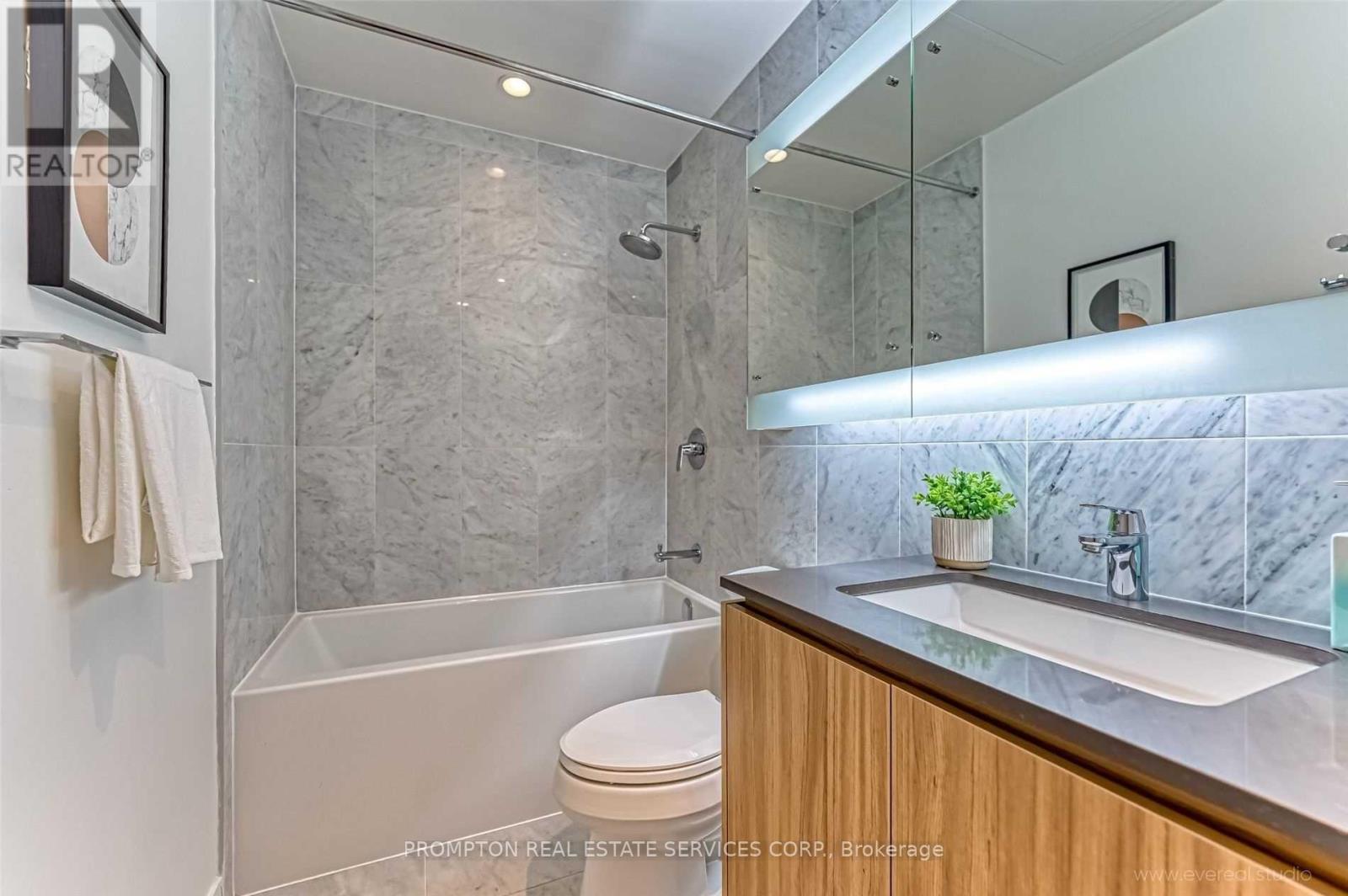 307 - 90 Queens Wharf Road, Toronto, Ontario  M5V 0J4 - Photo 22 - C12764058