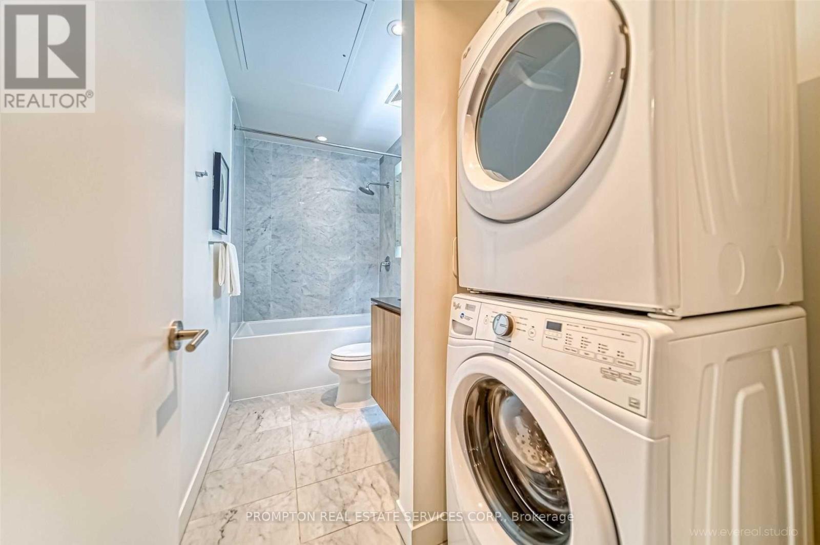 307 - 90 Queens Wharf Road, Toronto, Ontario  M5V 0J4 - Photo 24 - C12764058