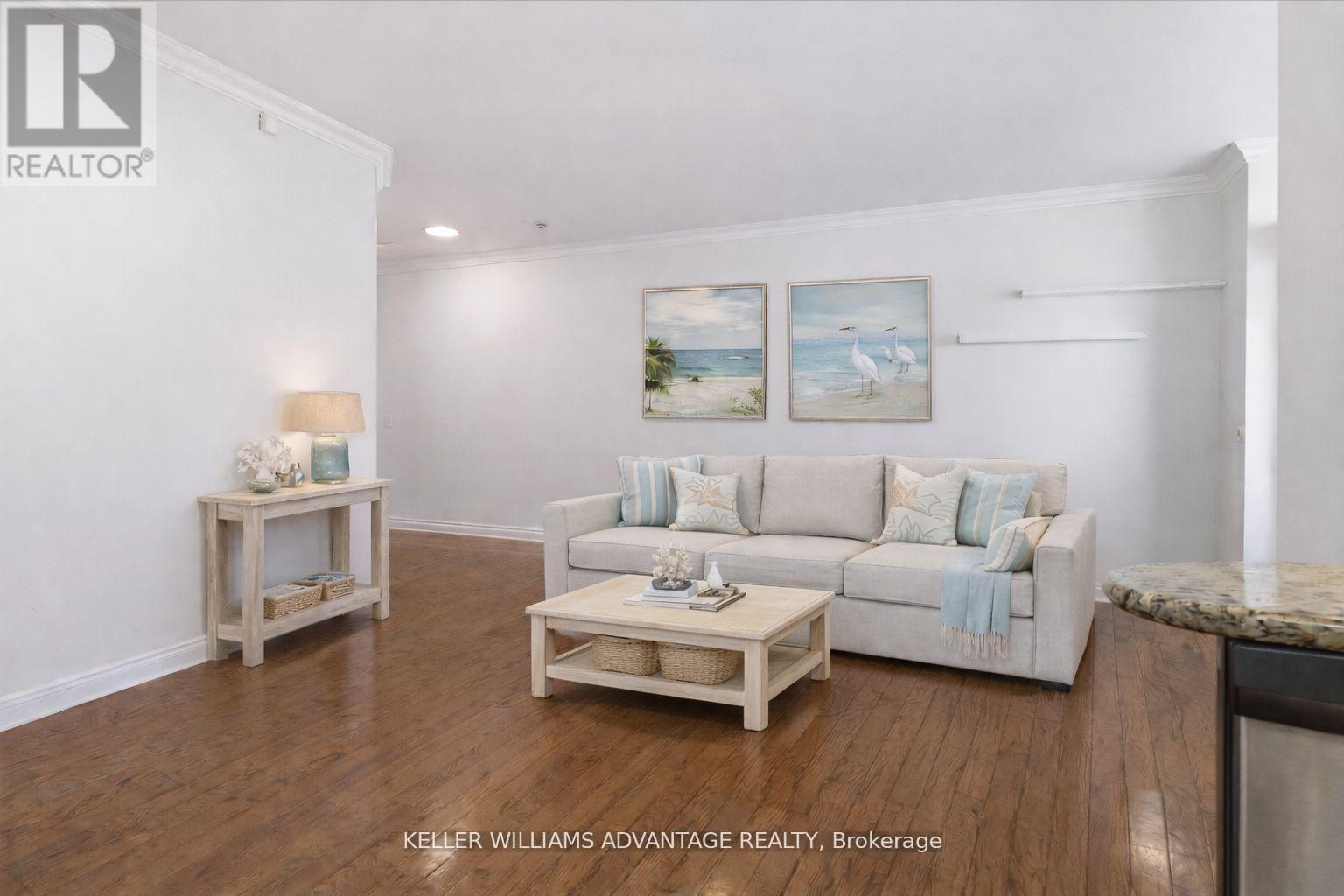 305 - 9 Boardwalk Drive, Toronto, Ontario  M4L 6T1 - Photo 12 - E12763992