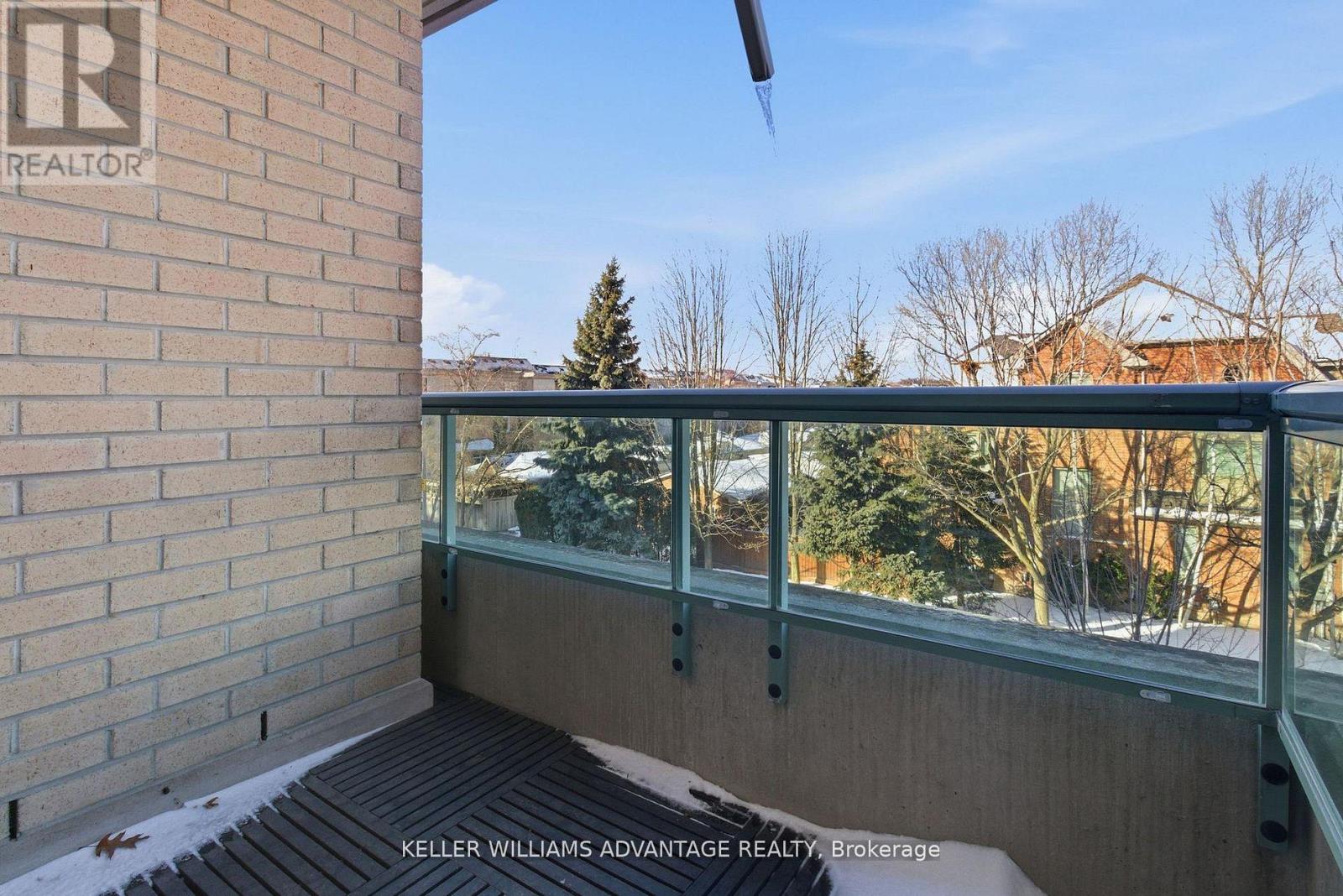 305 - 9 Boardwalk Drive, Toronto, Ontario  M4L 6T1 - Photo 24 - E12763992