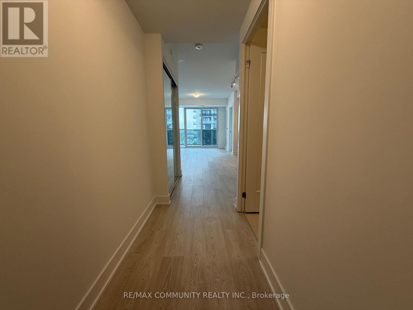 1815 - 2545 Simcoe Street N, Oshawa, Ontario  L1H 7K4 - Photo 3 - E12764032