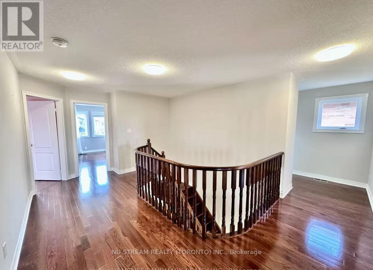 #main - 85 Patti Mcculloch Way, Newmarket, Ontario  L3X 3G1 - Photo 12 - N12764044