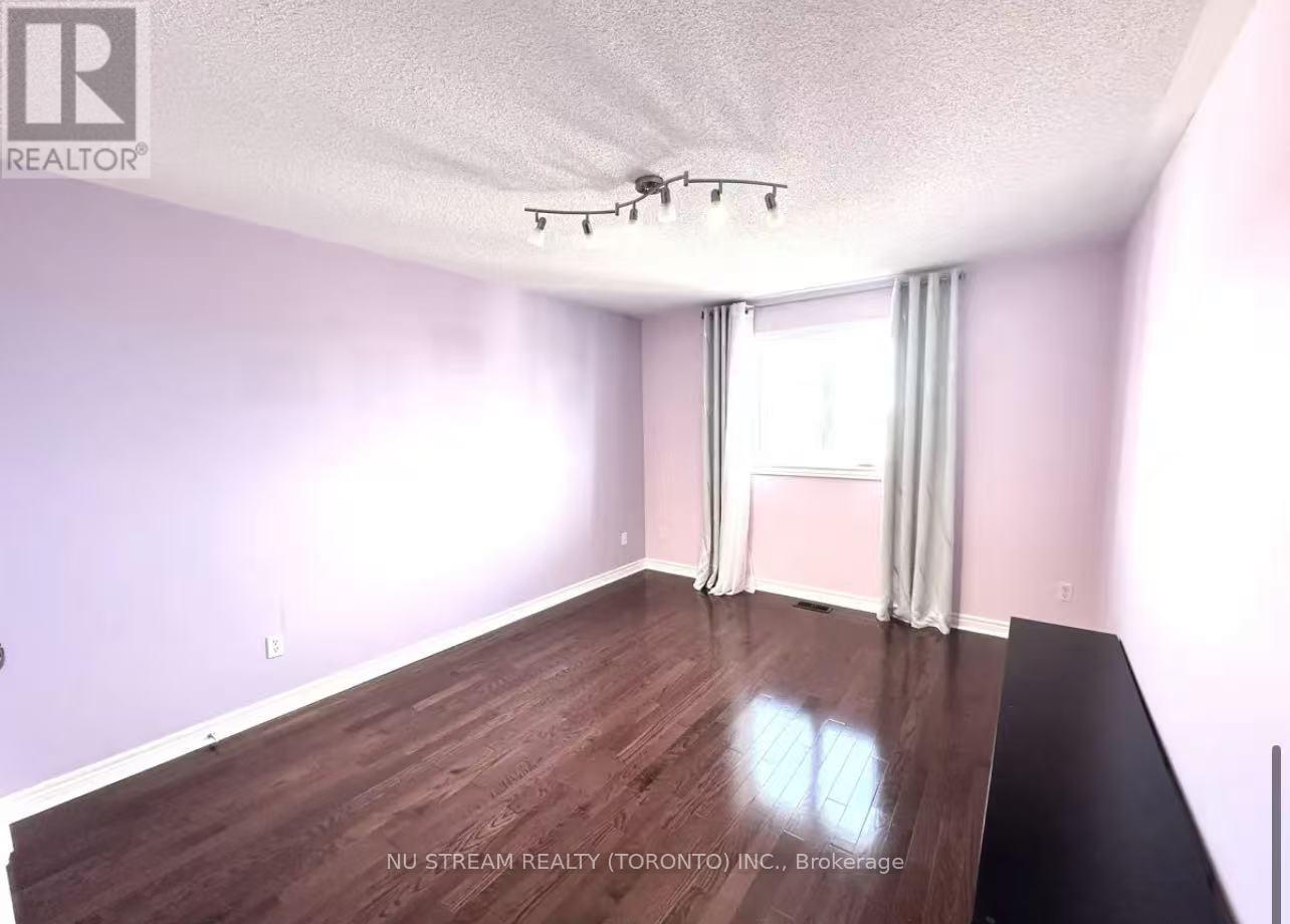 #main - 85 Patti Mcculloch Way, Newmarket, Ontario  L3X 3G1 - Photo 17 - N12764044