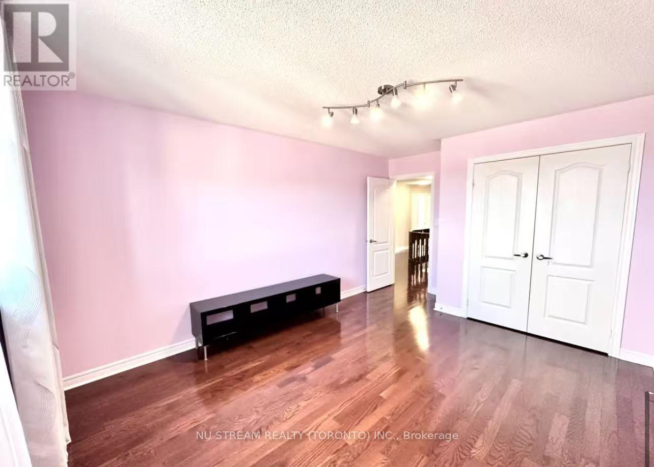 #main - 85 Patti Mcculloch Way, Newmarket, Ontario  L3X 3G1 - Photo 18 - N12764044