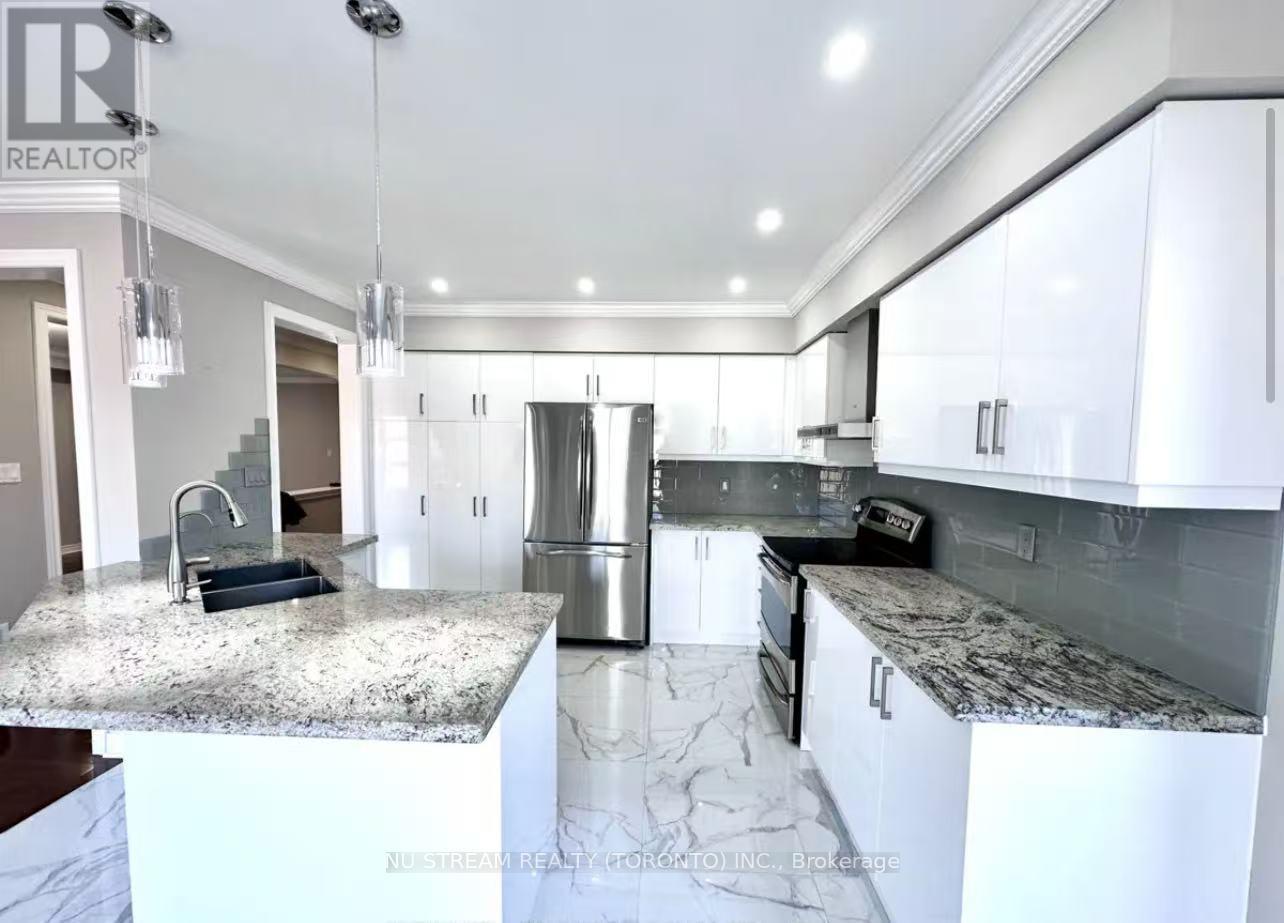 #main - 85 Patti Mcculloch Way, Newmarket, Ontario  L3X 3G1 - Photo 4 - N12764044