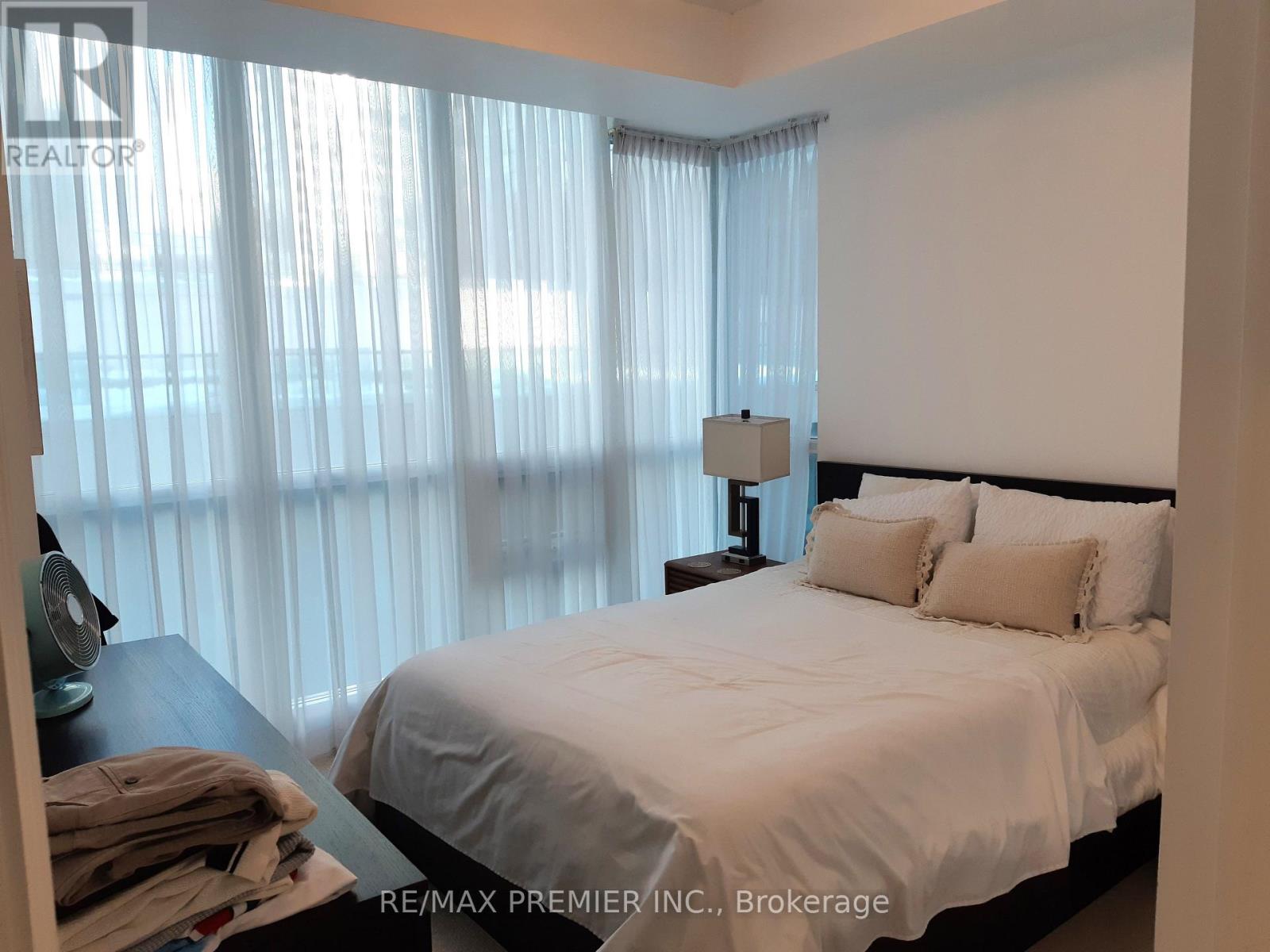 414 - 12 Yonge Street, Toronto, Ontario  M5E 1Z9 - Photo 19 - C12759614