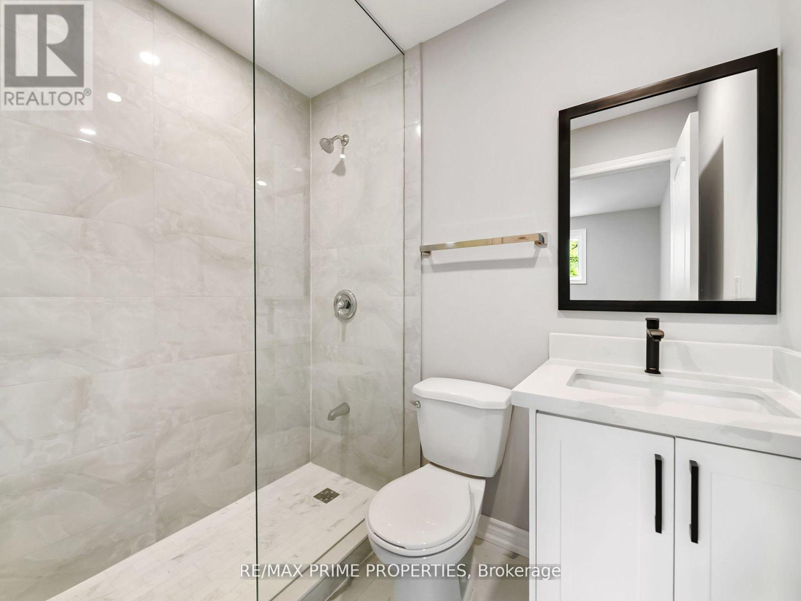 691 Glen Crescent, Orillia, Ontario  L3V 6R2 - Photo 18 - S12764026