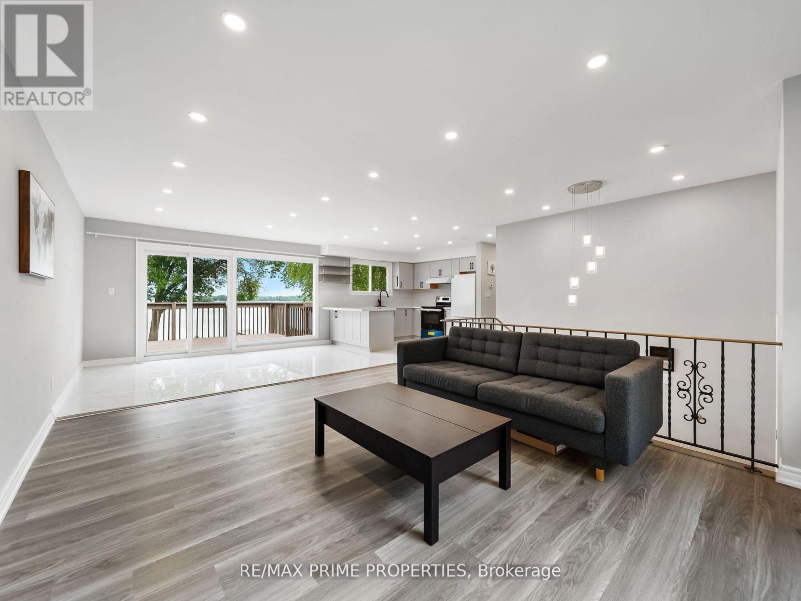 691 Glen Crescent, Orillia, Ontario  L3V 6R2 - Photo 6 - S12764026