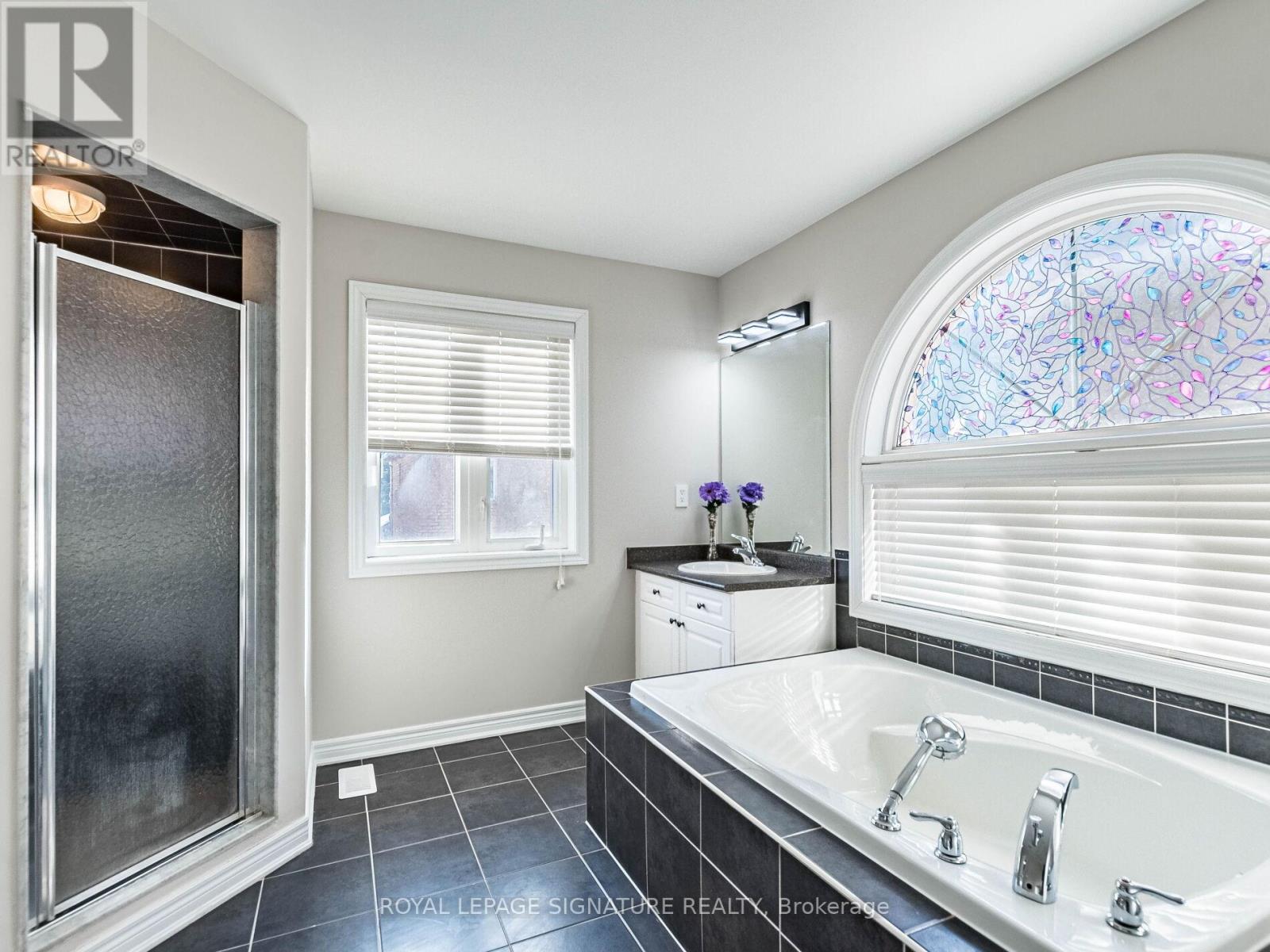 521 Bussel Crescent, Milton, Ontario  L9T 0W8 - Photo 31 - W12764002