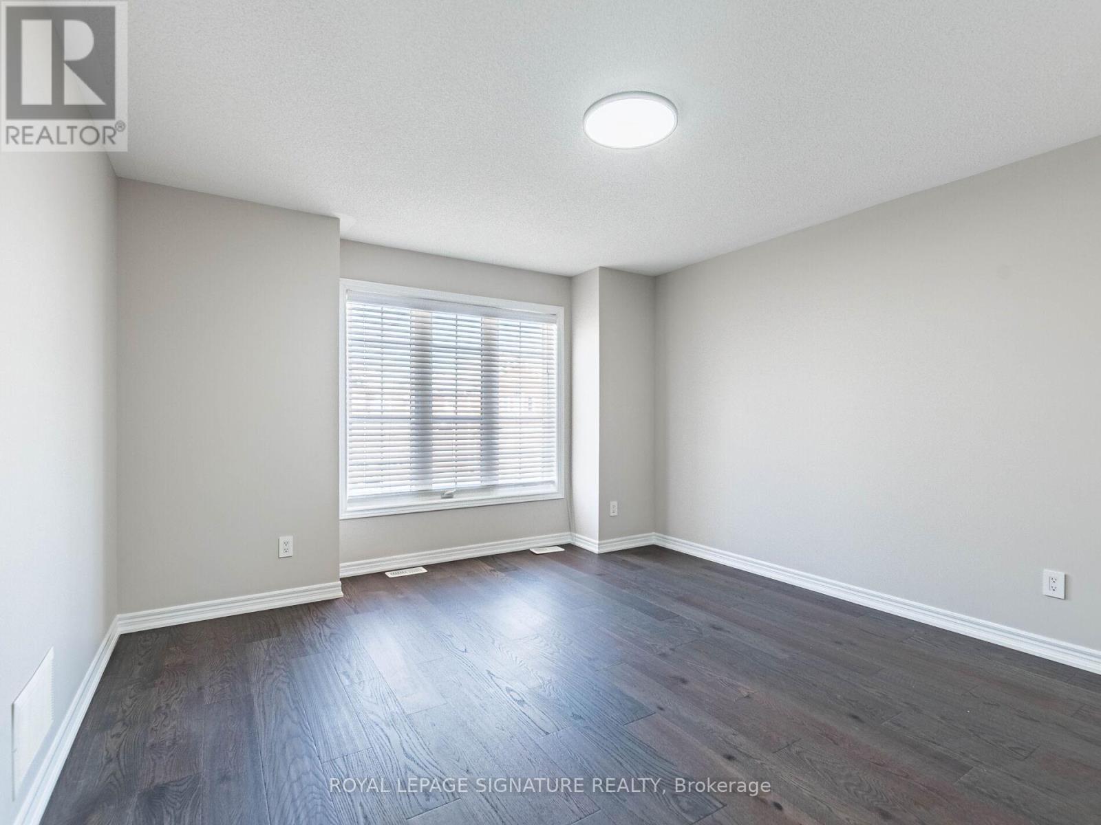 521 Bussel Crescent, Milton, Ontario  L9T 0W8 - Photo 34 - W12764002