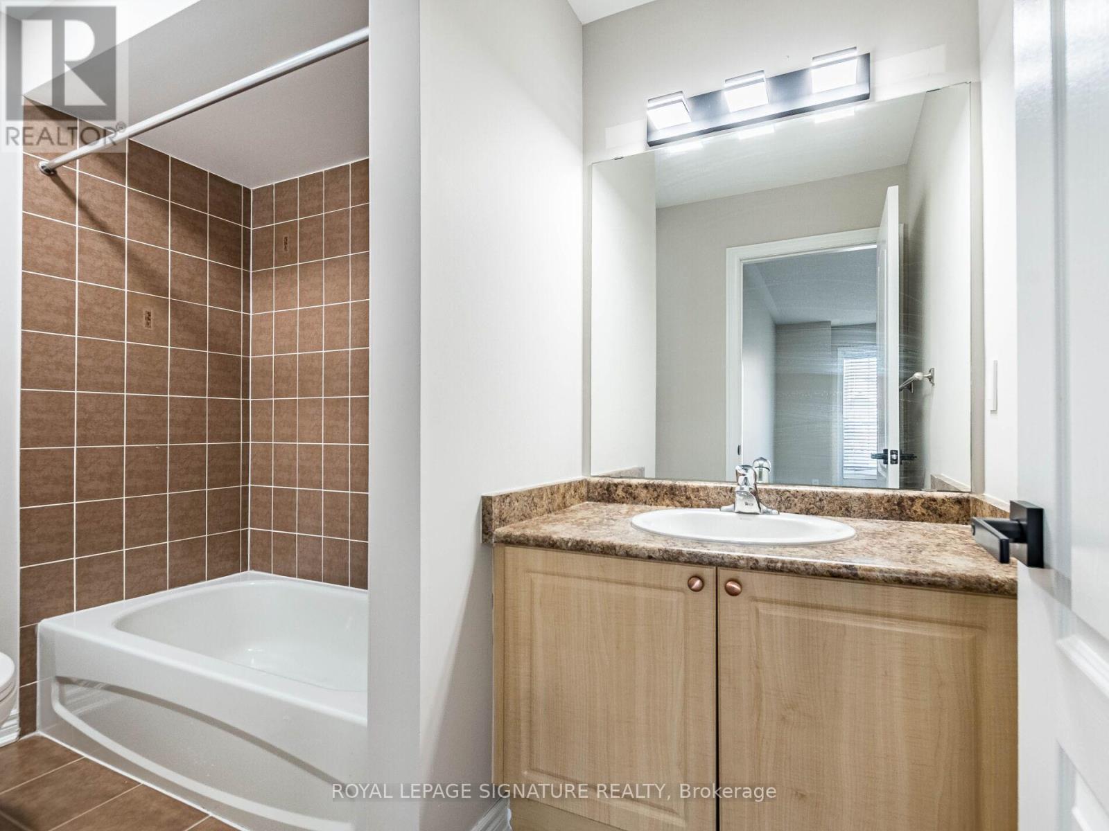 521 Bussel Crescent, Milton, Ontario  L9T 0W8 - Photo 36 - W12764002