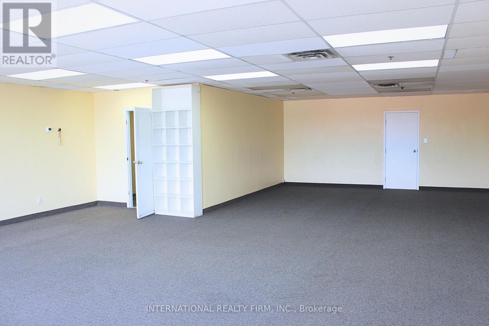 203 - 1635 Lawrence Avenue W, Toronto, Ontario  M6L 3C9 - Photo 2 - W12764012