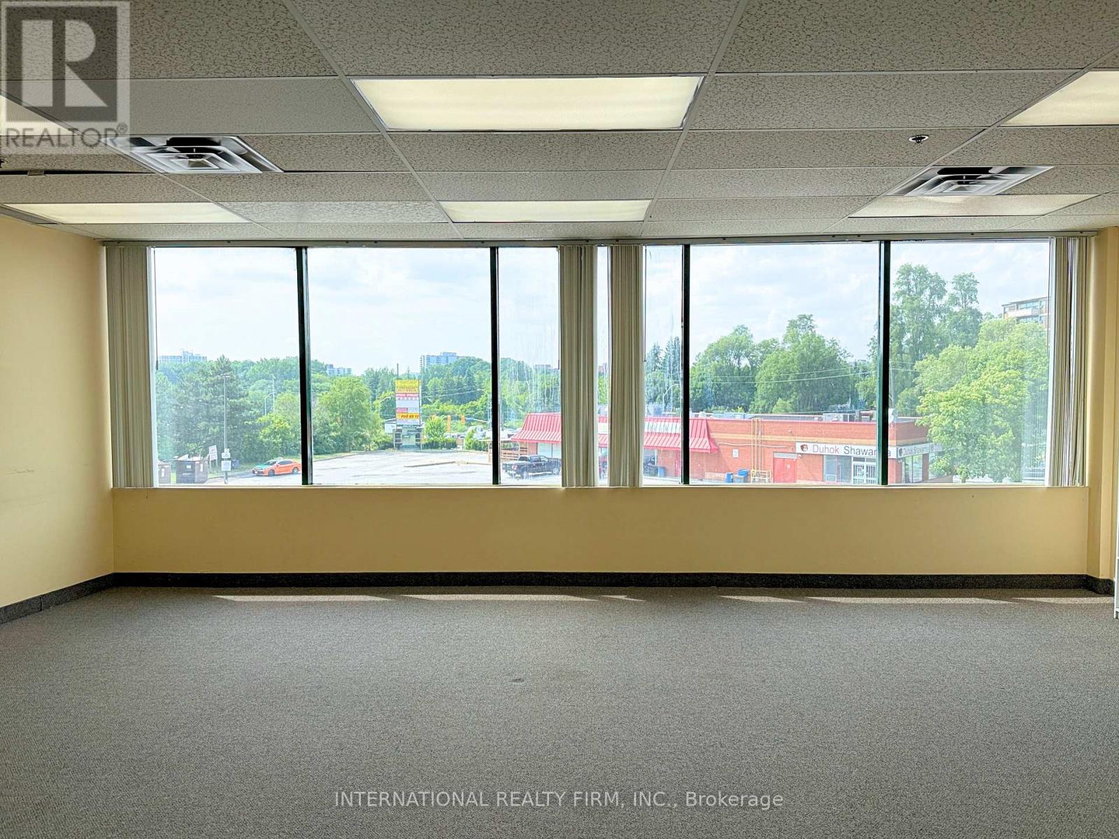 203 - 1635 Lawrence Avenue W, Toronto, Ontario  M6L 3C9 - Photo 3 - W12764012