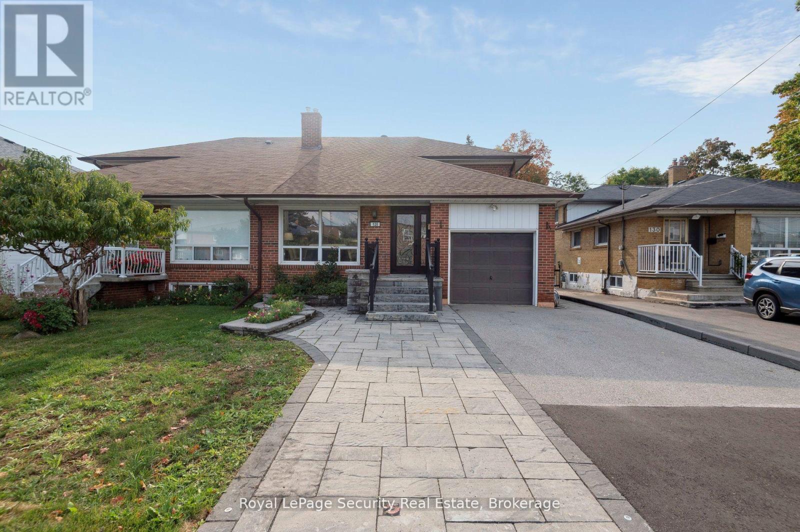 128 SENTINEL ROAD W, Toronto, Ontario