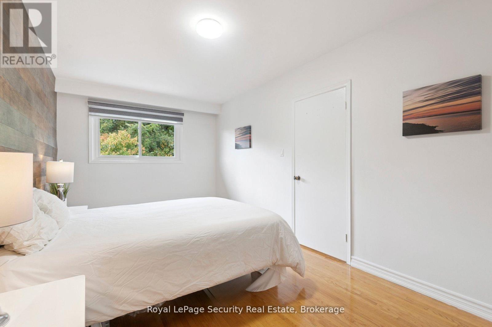 128 Sentinel Road W, Toronto, Ontario  M3J 1T2 - Photo 31 - W12764034